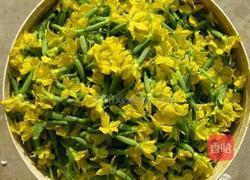 清炒黄瓜花的做法图解1