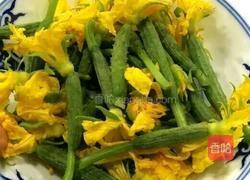 清炒黄瓜花的做法图解2