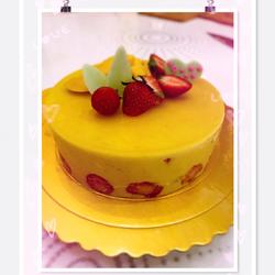 芒果草莓慕斯蛋糕的做法[图]