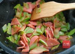 火腿肠炒西葫的做法图解6