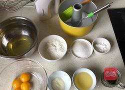 菠菜戚风蛋糕的做法图解2