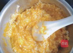 粒粒金黄蛋炒饭（一人份）的做法图解2