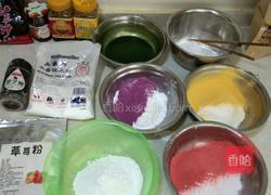 小彩色小猪汤圆的做法图解1