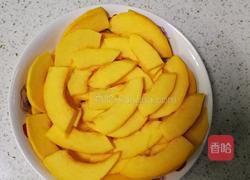 〔正月十五闹元宵〕肉末蒜蓉蒸南瓜的做法图解2