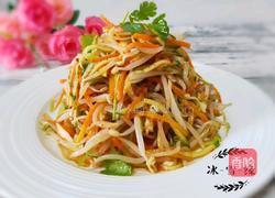 凉拌豆芽的做法图解1
