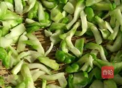 榨菜咸菜的做法图解2