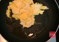 黑菇炒蛋的做法图解4