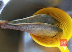 正月十五闹元宵 红烧黄花鱼的做法图解2