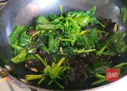 正月十五闹圆宵 木耳菠菜炒鸡蛋的做法图解10