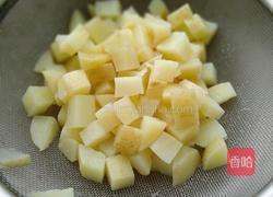 橄榄菜烧土豆的做法图解5