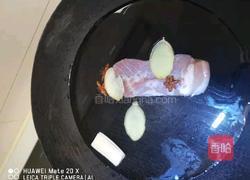 脆皮五花肉的做法图解2