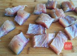 正月十五闹元 湖北红烧腊鱼块的做法图解4