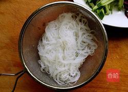 黄瓜拌粉丝的做法图解2