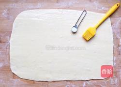 香葱小花卷的做法图解7