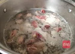 Illustration of how to make braised chicken with pink skin 1