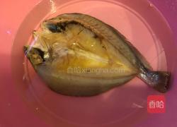 蒸咸鱼的做法图解1