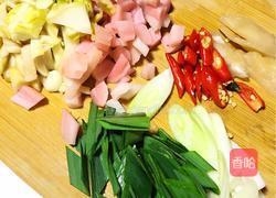 泡菜炒鸭血的做法图解1