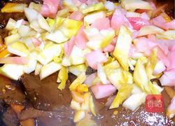 泡菜炒鸭血的做法图解7