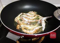 避风塘炒虾的做法图解3