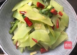 蒜苗炒莴笋的做法图解7
