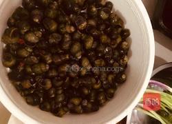 酸笋炒石螺的做法图解1