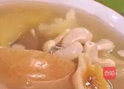 苹 果 雪 梨 银 耳 汤 的做法图解4