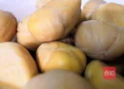 养生板栗薏米粥的做法图解3