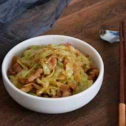 包菜炒肉的做法[图]