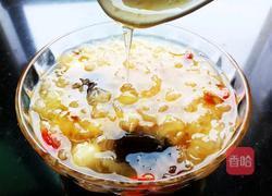 銀耳蓮子羹～出膠有妙招的做法圖解4