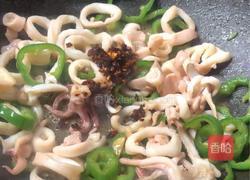 老干妈炒鱿鱼的做法图解7