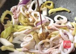 咸菜炒鱿鱼的做法图解5