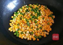 新文美食 松仁玉米的做法图解6