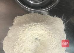 葱花饼的做法图解1