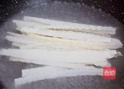 简易版油泼面的做法图解3