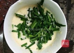 韭菜鸡蛋饼的做法图解4