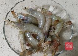 萝卜丝炖大虾的做法图解1