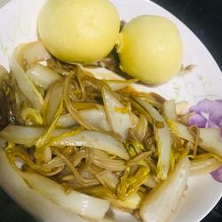 金针菇炒娃娃菜的做法[图]