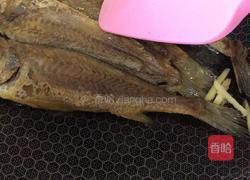 小黄鱼萝卜丝汤的做法图解7