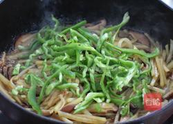 香菇炒土豆条的做法图解7