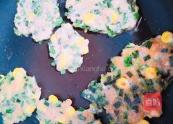 韭菜玉米肉饼的做法图解2