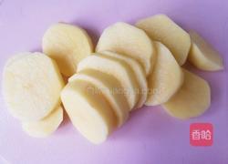 笑脸土豆鸡肉饼的做法图解1