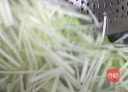 凉拌鲜榨菜的做法图解7