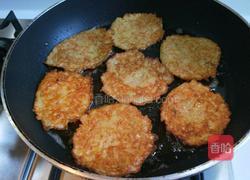 北京特色小吃 胡萝卜土豆煎饼的做法图解9