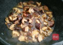 香菇炒芹菜的做法图解4