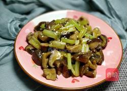 香菇炒芹菜的做法图解9