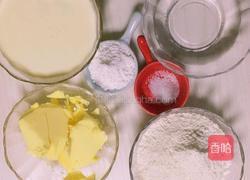 好吃不腻的奶油泡芙的做法图解1