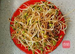 素炒豆芽的做法图解1