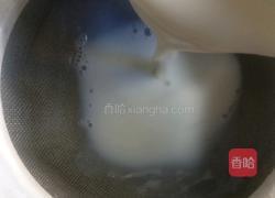 枸杞双皮奶的做法图解9