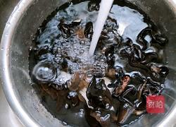 香辣木耳的做法图解1