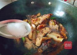 排骨炖土豆的做法图解9